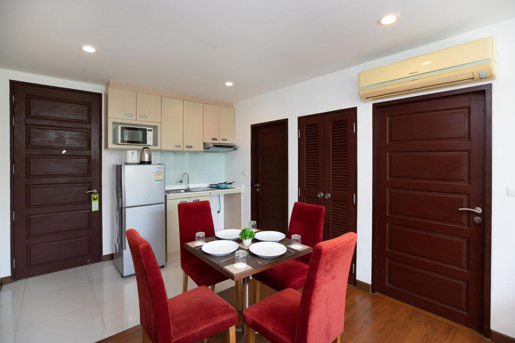 Icheck Inn Residences Patong Buitenkant foto